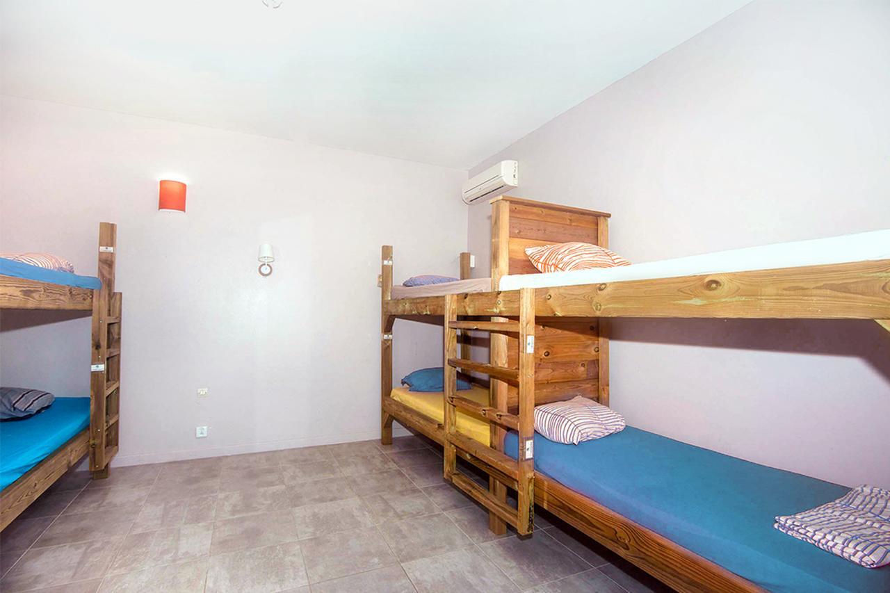 E.Gwada Hostel Ле Госие Екстериор снимка