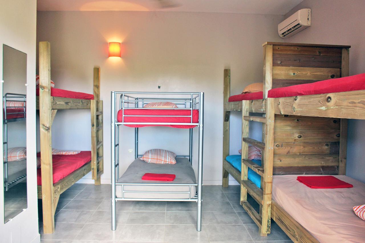 E.Gwada Hostel Ле Госие Екстериор снимка