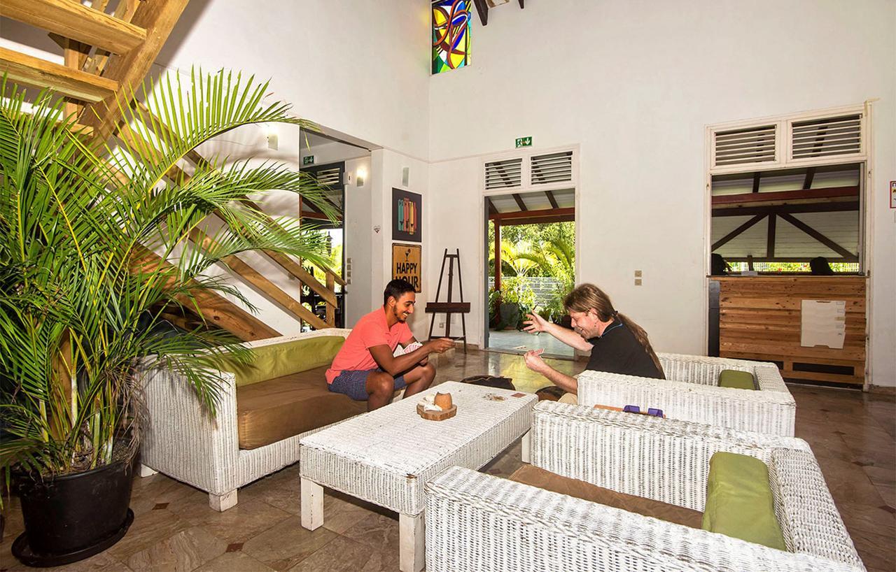 E.Gwada Hostel Ле Госие Екстериор снимка